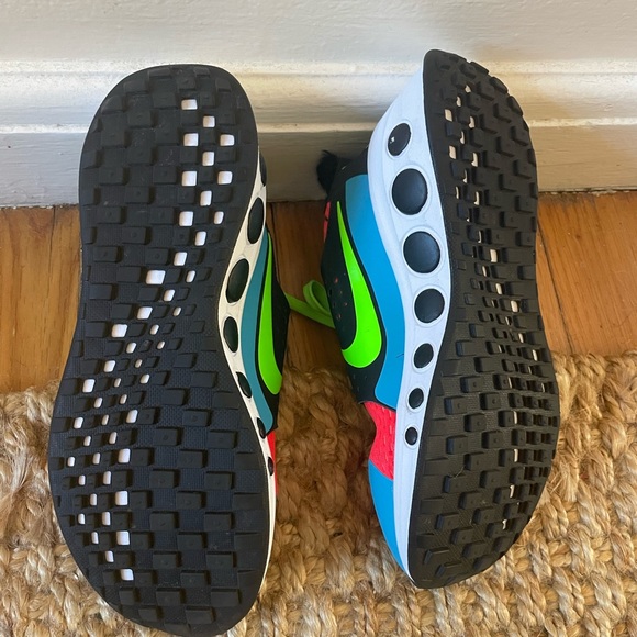 Nike react cruzer one. Unisex shoe. Women’s size 6, men’s size 4.5. - Picture 4 of 7